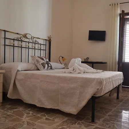 Palazzo Graziano Penzion Terrasini
