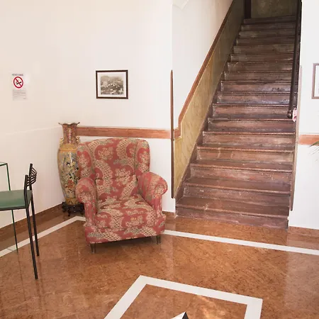 Palazzo Graziano Gasthuis Terrasini