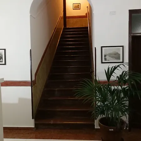 Gasthuis Palazzo Graziano Terrasini