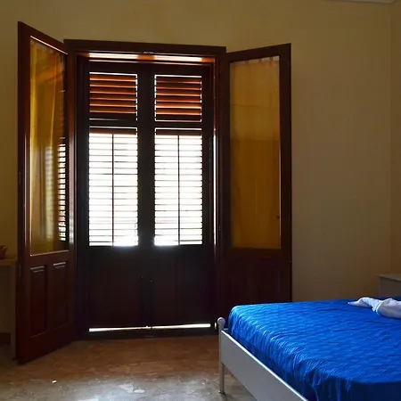 Palazzo Graziano Gasthuis Terrasini