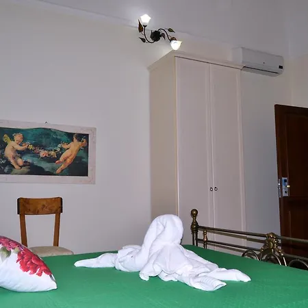 Palazzo Graziano Guest house